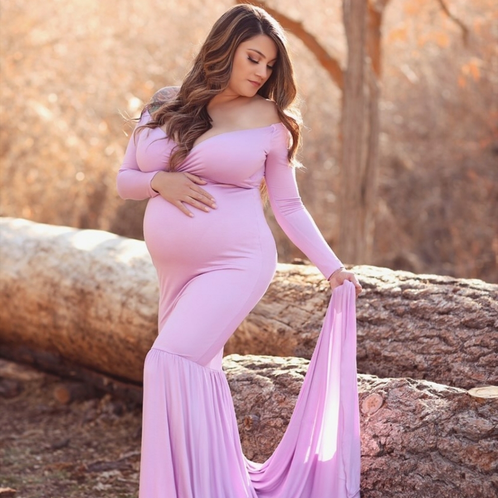 Maternity photoshoot gown